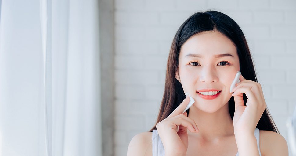 Tư vấn từ chuyên gia da liễu: Khi nào nên ngưng dùng nước muối?