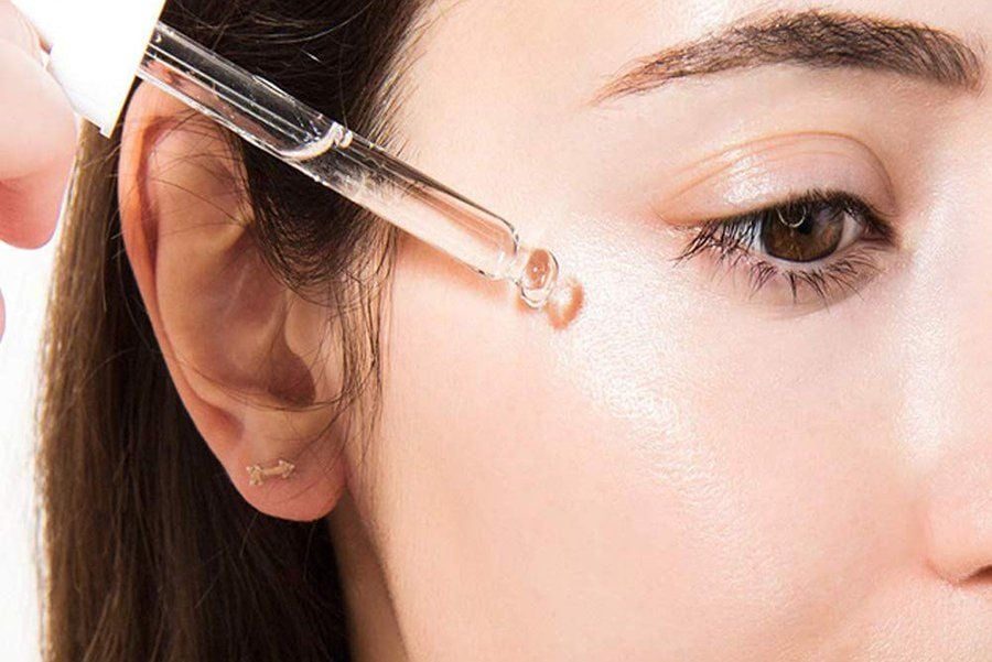 Serum và Vai Trò Của Nó Trong Chăm Sóc Da Nhạy Cảm