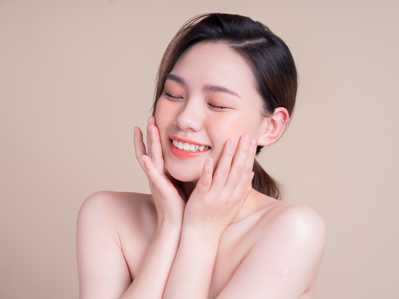 Việc quan sát kỹ các biểu hiện này sẽ giúp bạn kịp thời điều chỉnh quy trình chăm sóc da để duy trì làn da khỏe mạnh, ổn định.
