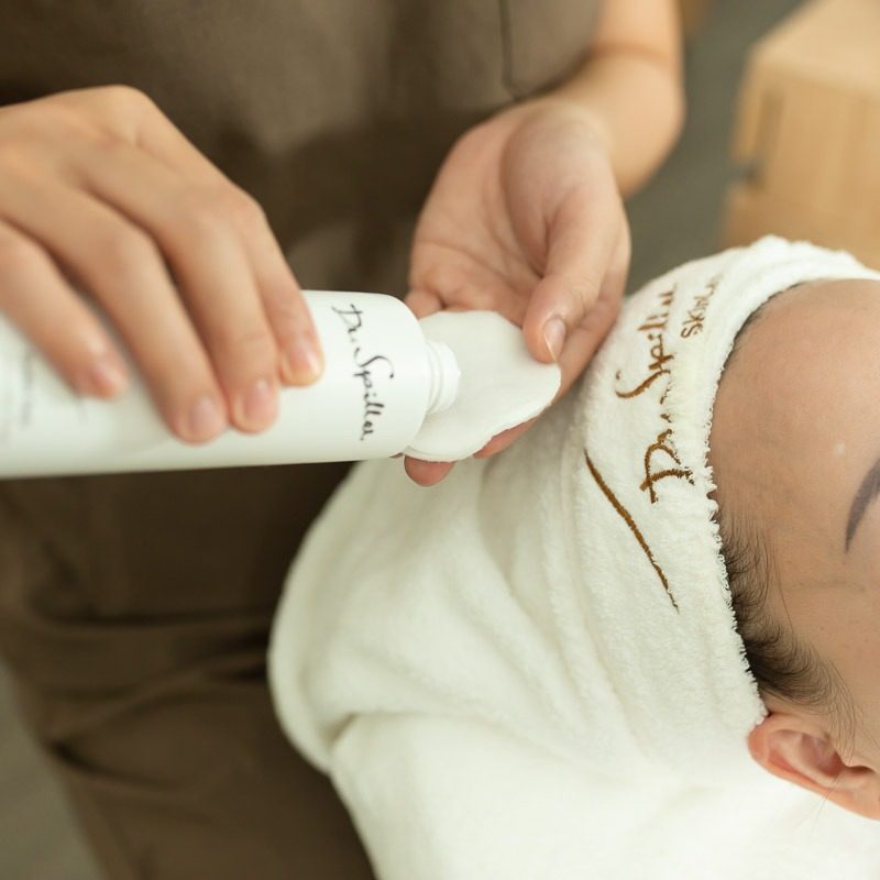 Việc hiểu đúng và dùng đúng sữa rửa mặt có BHA là chìa khóa để mang lại làn da khỏe mạnh, sạch mụn và đều màu.