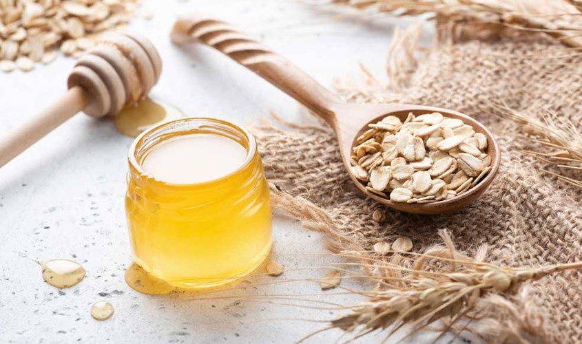 5 cách làm mặt nạ trị mụn bằng bột yến mạch