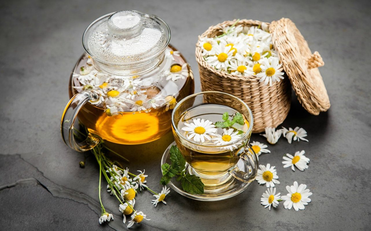 Lưu ý khi lựa chọn sản phẩm thảo dược trị mụn sau sinh