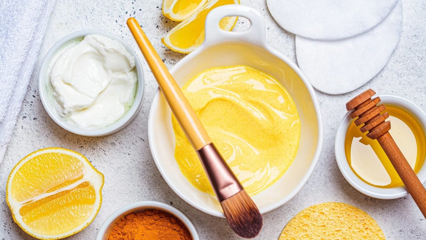 Bên cạnh sản phẩm trị mụn bạn có thể thử cách trị mụn lưng ở tuổi dậy thì bằng nguyên liệu tự nhiên