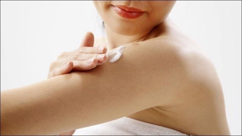 chăm sóc da body giao mùa còn giúp duy trì hàng rào bảo vệ tự nhiên của da