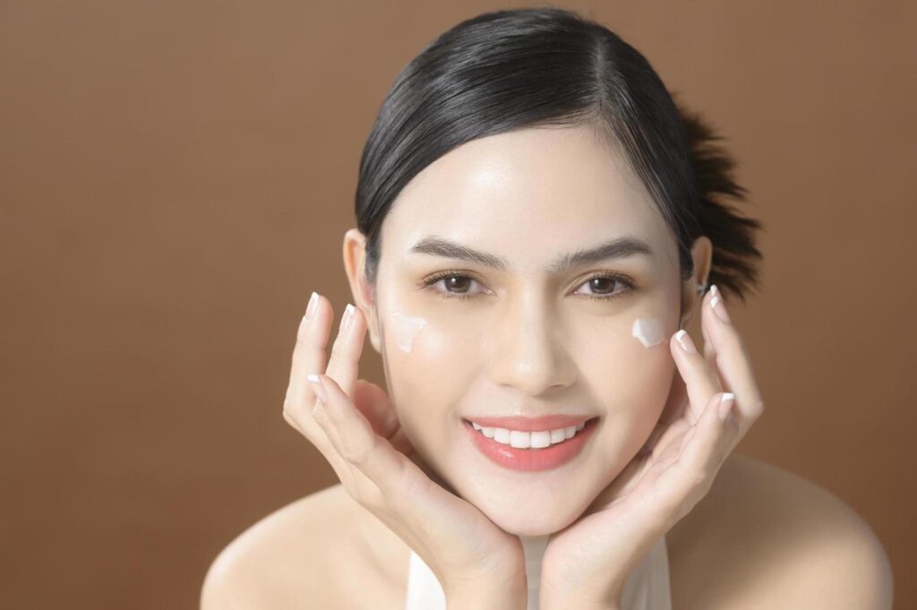 Xu hướng lựa chọn kem chống nắng phù hợp cho da khô mùa thu