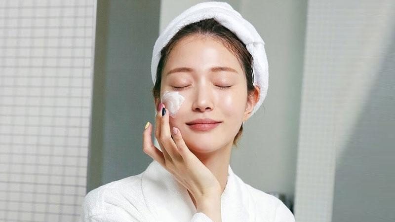 Cách chống nắng hiệu quả khi trời nhiều mây nào hiệu quả hiện nay