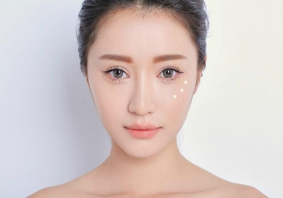 Lời khuyên từ chuyên gia da liễu về chống tia UV khi thời tiết thay đổi