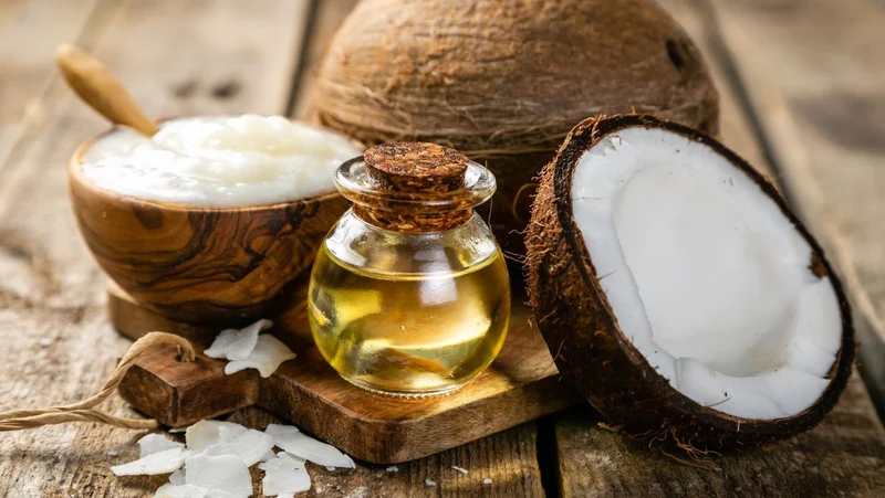 Dầu dừa dưỡng da mùa thu có hiệu quả không?