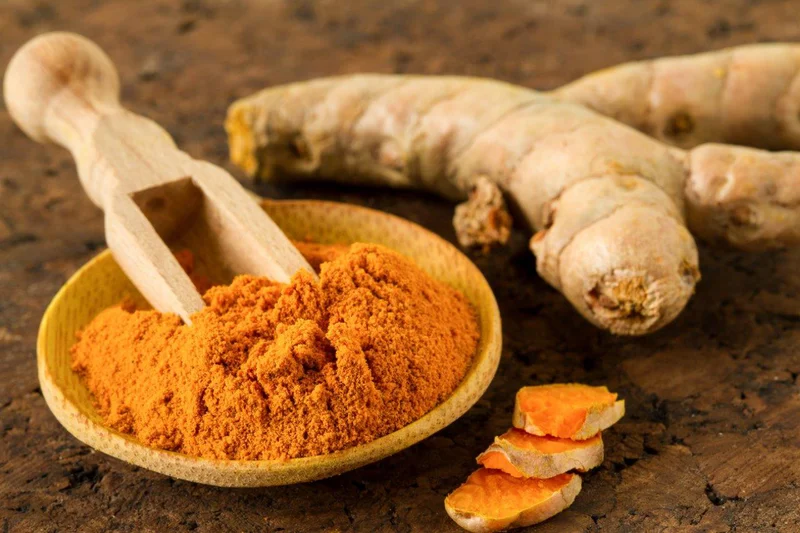 Tác dụng của nghệ trong việc dưỡng da mùa thu