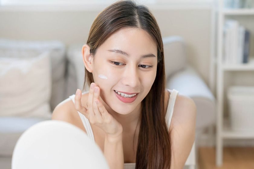 Các bước chăm sóc skincare mùa thu cho da khô hiệu quả