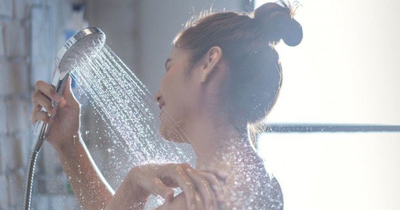 Các lưu ý cần tránh khi tắm nước ấm mùa thu