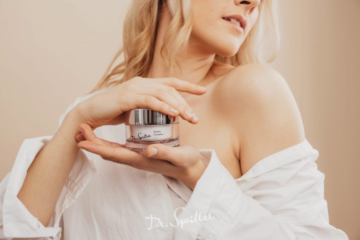 Kem dưỡng Dr.Spiller hỗ trợ cải thiện da vùng cổ