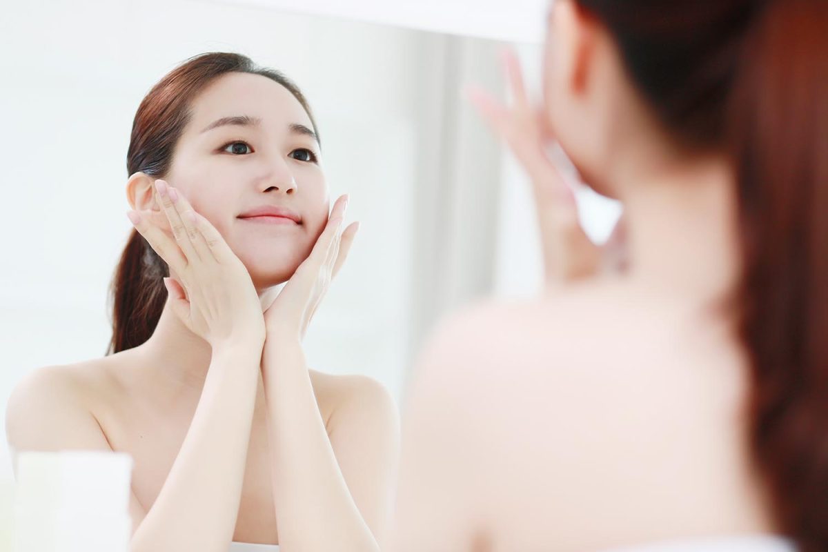 Chăm sóc da đúng cách trong mùa lạnh không chỉ giúp bảo vệ làn da tránh những tổn thương mà còn duy trì vẻ đẹp tự nhiên, khỏe mạnh.