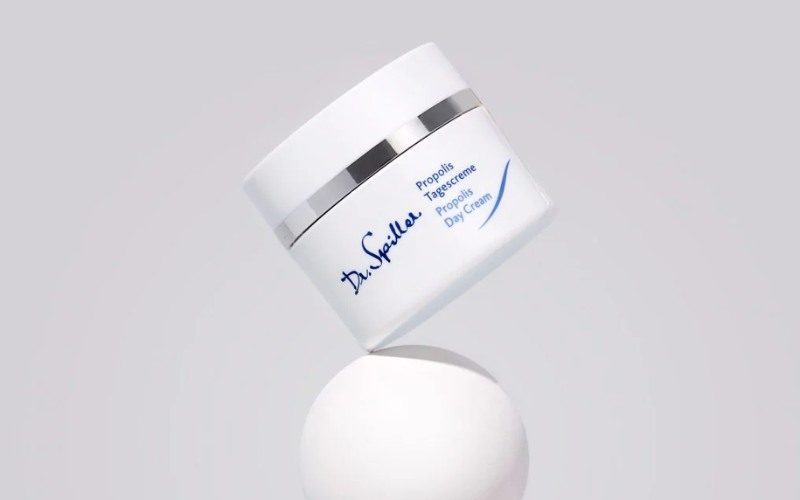 Sản phẩm dưỡng ẩm của Dr-Spiller đồng hành lý tưởng cho các quy trình chăm sóc ban ngày cũng như ban đêm