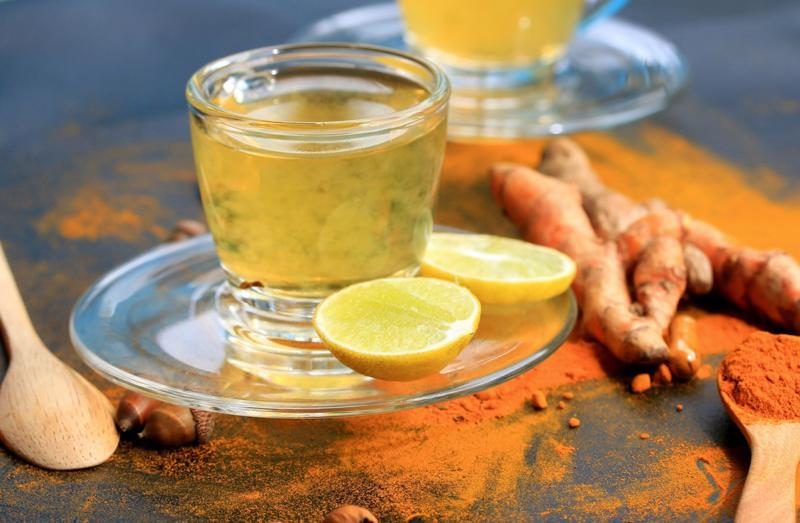 Việc bổ sung nước uống tốt cho da mùa lạnh đóng vai trò cần thiết để giảm thiểu những ảnh hưởng tiêu cực này.