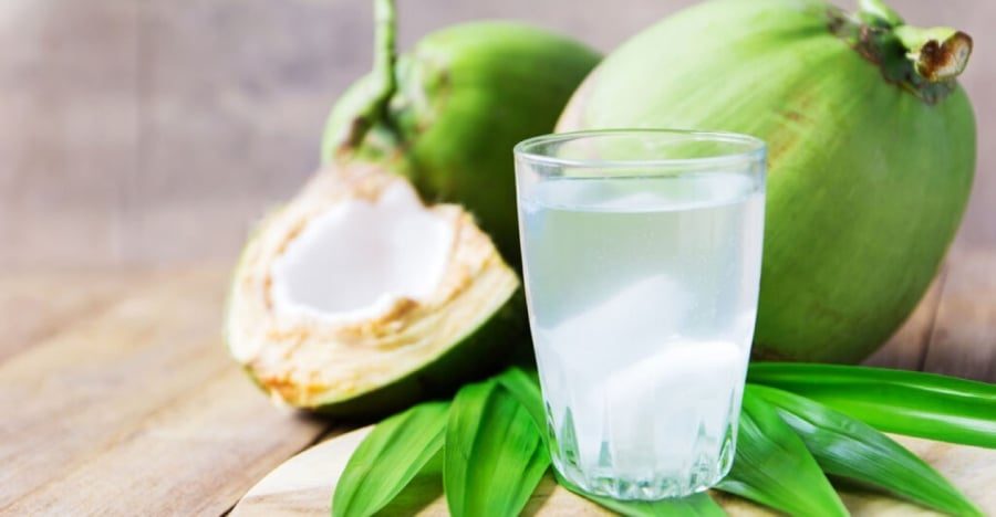 Dr-Spiller nhấn mạnh vai trò của nước như nguồn sống quý giá cho làn da khỏe mạnh trong mọi điều kiện thời tiết, đặc biệt là mùa lạnh