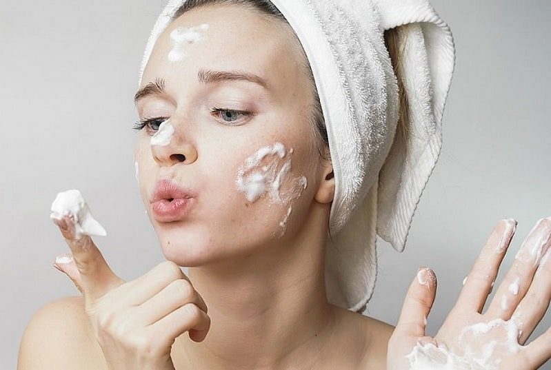 Lựa chọn sản phẩm skincare cần thiết khi chơi golf trở thành yếu tố thiết yếu để bảo vệ làn da khỏe mạnh