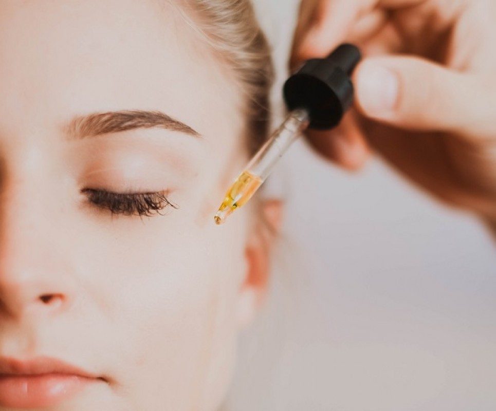 Dr-Spiller là thương hiệu dược mỹ phẩm nổi tiếng với các sản phẩm chăm sóc da chất lượng, đặc biệt chú trọng đến các sản phẩm phục hồi