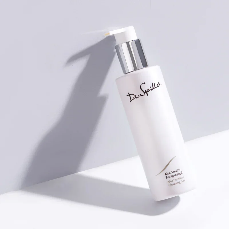 Các sản phẩm sữa rửa mặt phù hợp mùa đông của Dr-Spiller không những làm sạch dịu nhẹ mà còn hỗ trợ tăng cường dưỡng ẩm và phục hồi làn da