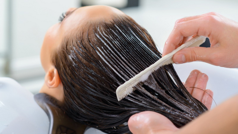 Nắm bắt những bí quyết giúp tóc luôn khỏe và bóng mượt là điều cần thiết để chăm sóc hiệu quả