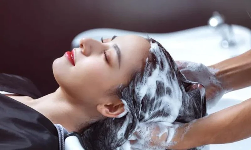 Để dầu gội phục hồi phát huy tác dụng, phải sử dụng đúng cách.