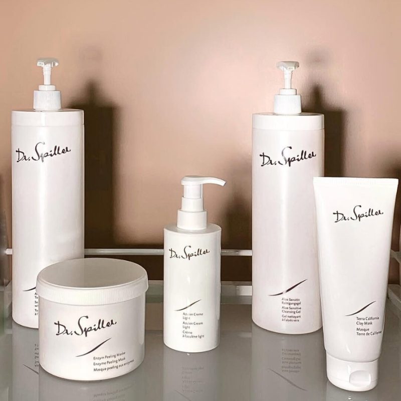 Dr-Spiller là thương hiệu mỹ phẩm spa nhập khẩu nổi tiếng với hơn 50 năm kinh nghiệm trong lĩnh vực chăm sóc da chuyên nghiệp.