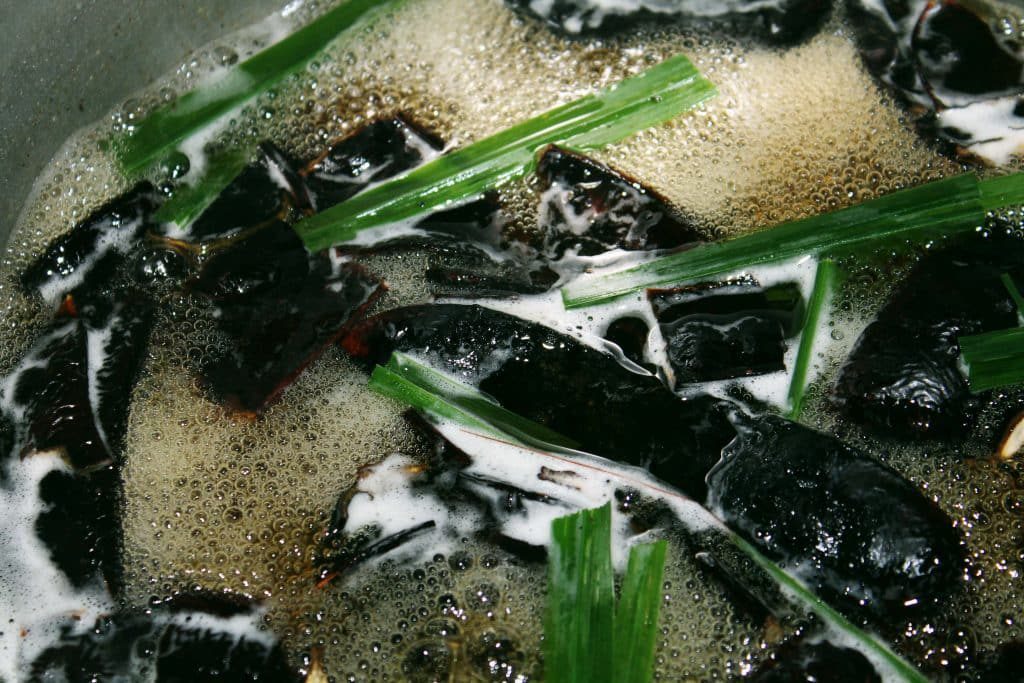 Ưu điểm vượt trội của sản phẩm organic nằm ở sự dịu nhẹ, thiên nhiên tốt cho mọi loại da đầu.