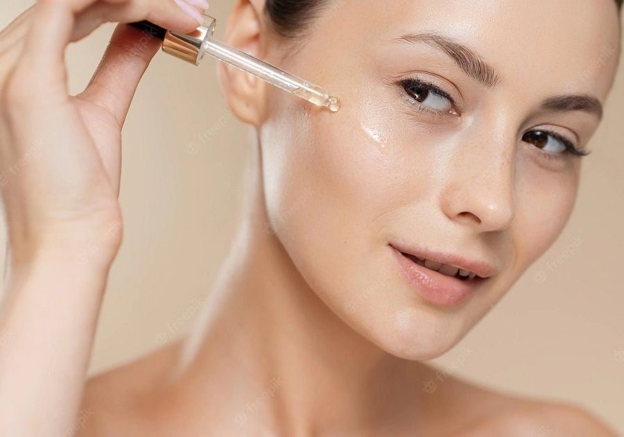 Một điểm nổi bật là Dr-Spiller luôn cung cấp giải pháp giàu dưỡng chất xuyên suốt, đảm bảo khả năng cấp ẩm, làm dịu và phục hồi da hiệu quả.