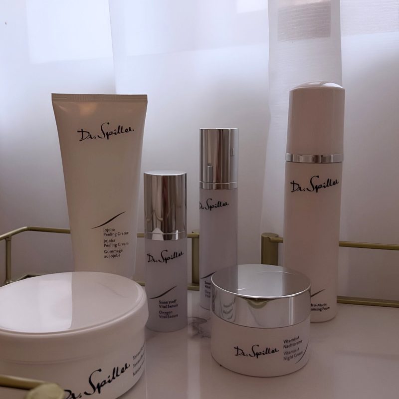 Sự hợp tác với đại lý độc quyền mỹ phẩm spa mang tính chiến lược với mọi cơ sở spa.