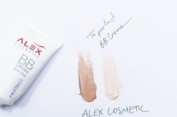 Lựa chọn kem nền phù hợp có vai trò vô cùng quan trọng, đặc biệt với da dầu