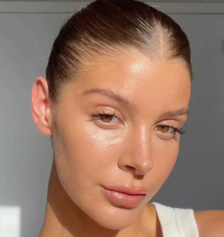 Make up "no makeup look" là phong cách trang điểm hiện đại, mang lại vẻ đẹp nhẹ nhàng và tự nhiên