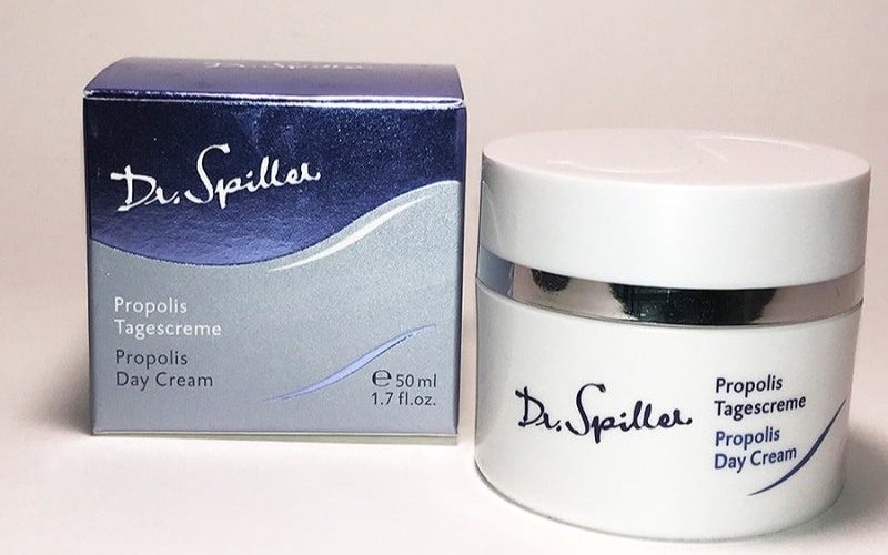 Sản phẩm trị mụn ẩn an toàn không chỉ giúp loại bỏ mụn hiệu quả mà còn nuôi dưỡng và làm cho da luôn khỏe đẹp