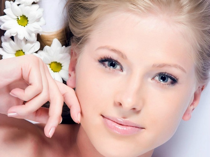 Phòng tránh mụn trên da với cách thức chăm sóc da khoa học