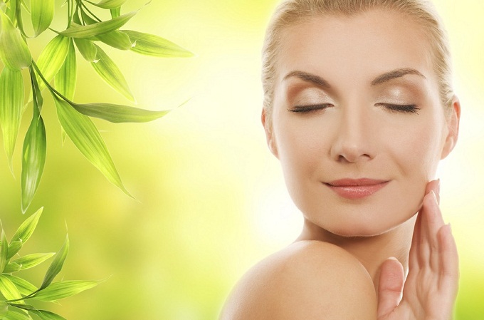 4 thói quen trước khi đi ngủ giảm lão hóa da