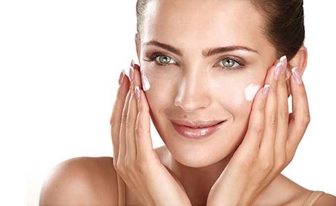 Sữa rửa mặt nào phù hợp với làn da nhạy cảm nhất?