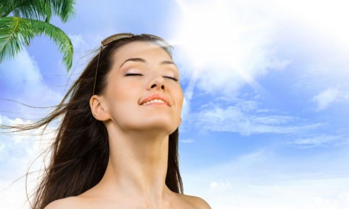 Vạch mặt những nguyên nhân khiến da bạn ngày càng đen