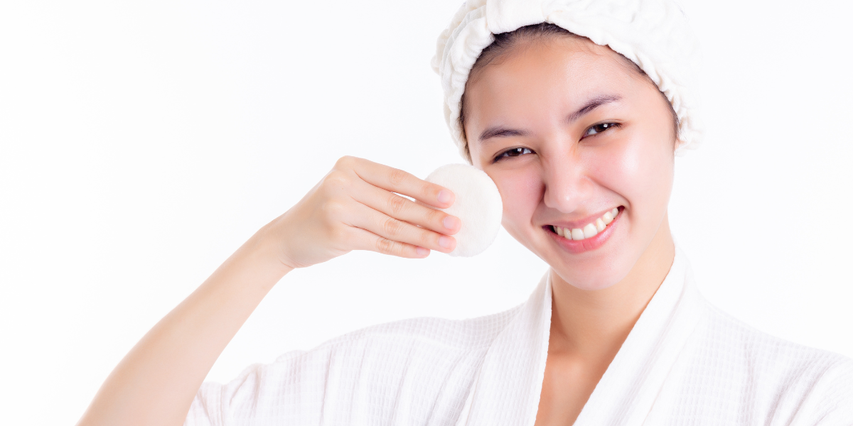 “BỎ TÚI” 10 loại toner cho da khô mụn chuyên gia khuyên dùng