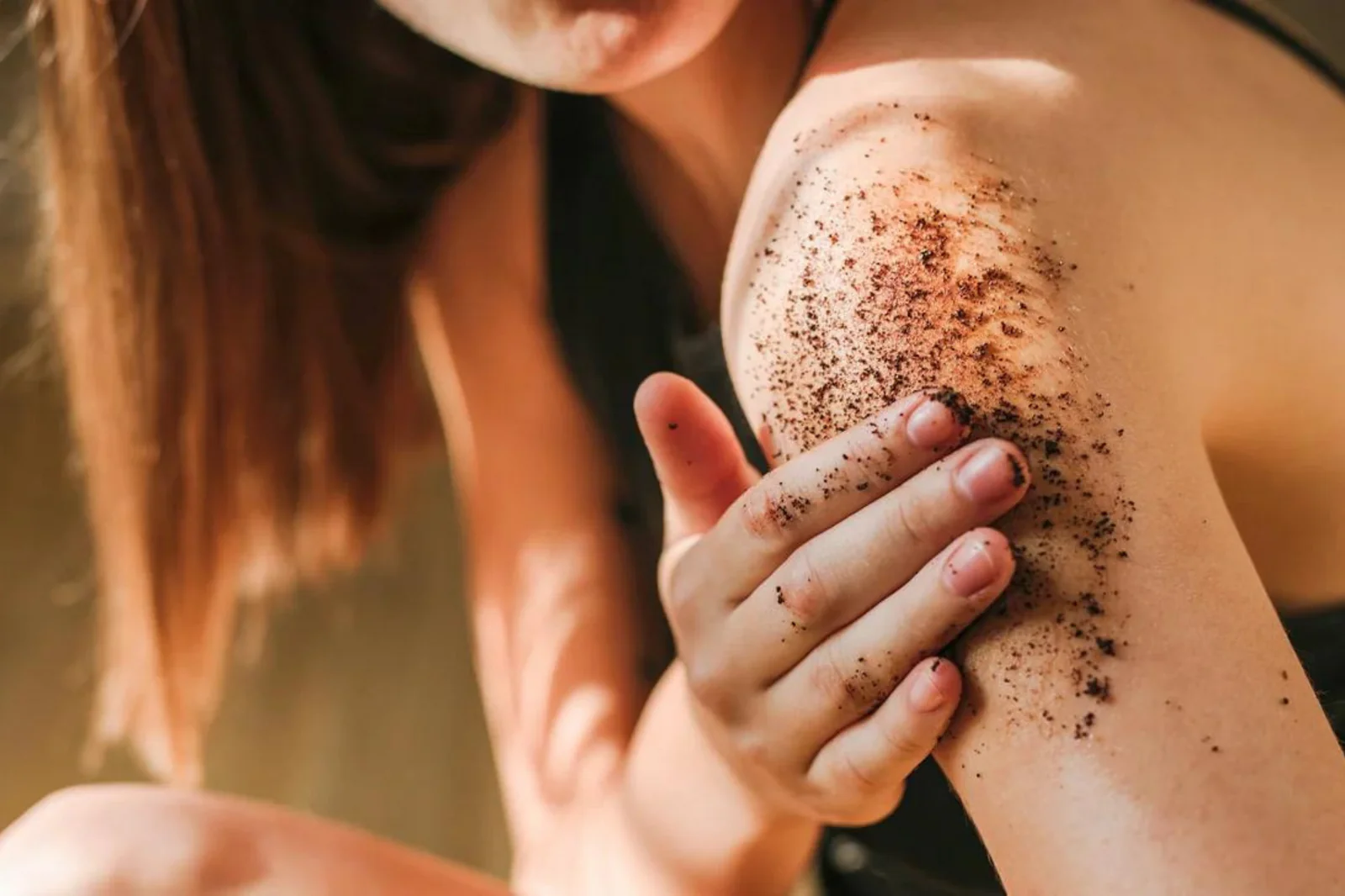 Top 5 Tẩy da chết hóa học cho da nhạy cảm an toàn và dịu nhẹ