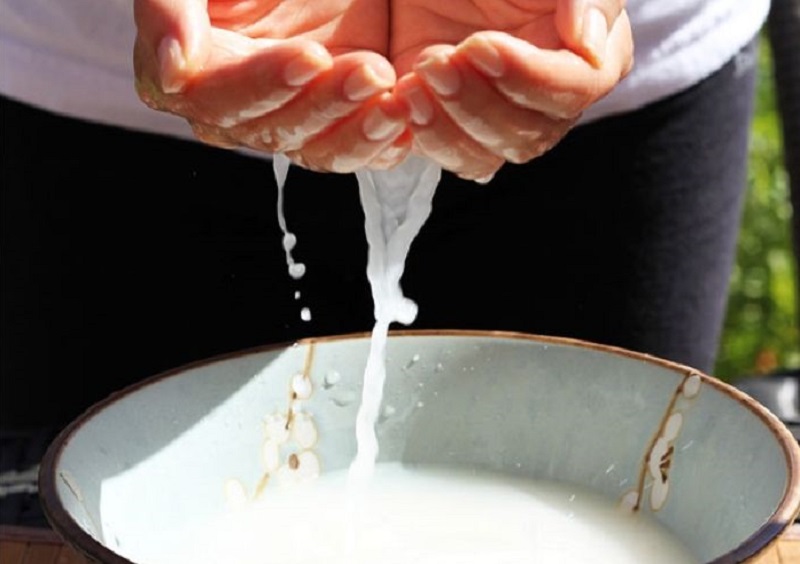 3 Cách rửa mặt bằng nước vo gạo giúp sáng da, sạch mụn