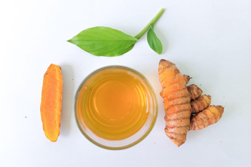 3 Cách trị nám bằng nghệ tươi hiệu quả và an toàn tại nhà