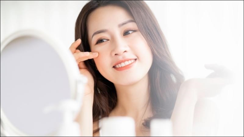 5 Cách chăm sóc da giao mùa giúp bạn rạng rỡ,  tự tin