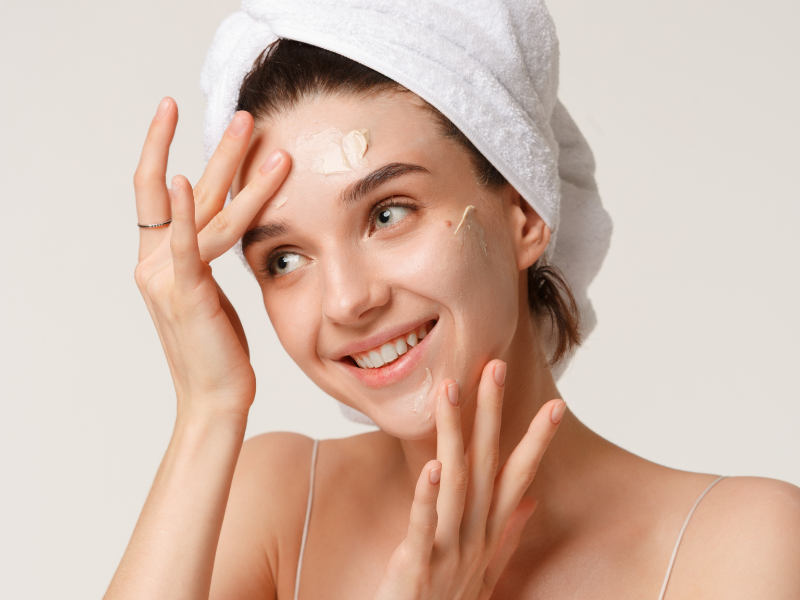 3+ Kem chống nắng mùa hanh khô bảo vệ da tối ưu mùa đông