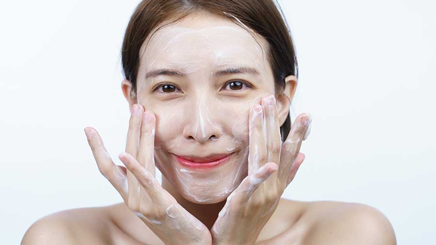 3+ Sữa rửa mặt cho da nhạy cảm được yêu thích nhất hiện nay