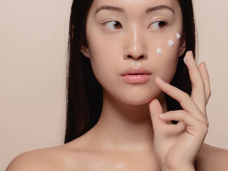 3 Cách dưỡng ẩm da mặt mùa đông hiệu quả giúp bảo vệ làn da khô