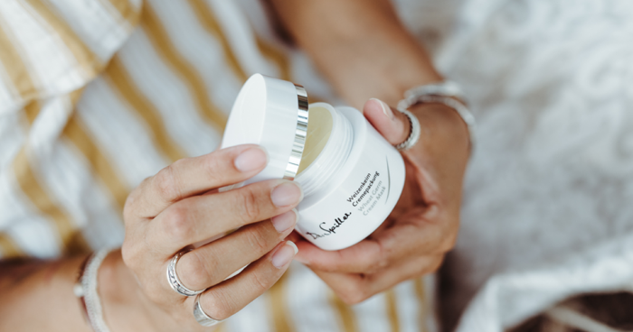 3 Tầm Quan Trọng Của Dưỡng Ẩm Da Mặt Hàng Ngày