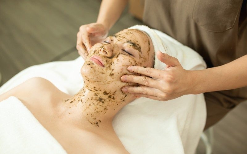 TOP 3 Mỹ Phẩm Peel Da Spa Cho Làn Da Sáng Mịn Tự Nhiên